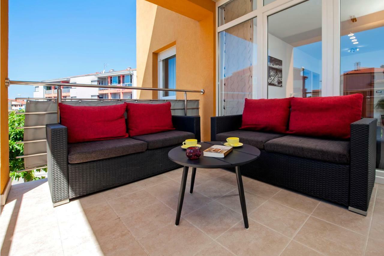 Massilia Apartment