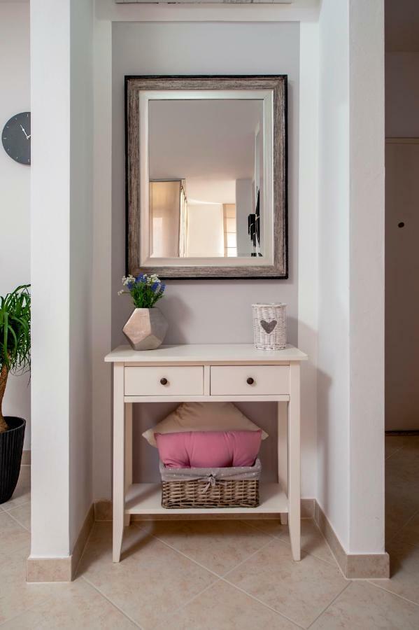 Massilia Apartment